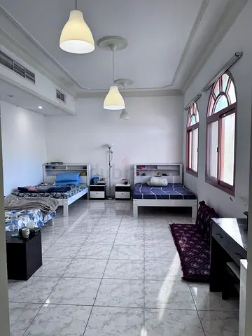 Furnished Bedspace Available - Parking availble