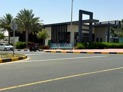 Corner Plot G + 3 Floors | Residential + Commercial
