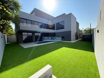 Spacious 5 BR signature Villa in Tilal City with Private Pool and lift