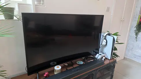 Samsung 55 Curved 4K UHD Smart TV (Series 7) - Excellent Condition