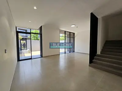 Elegant 3BR Townhouse – Ready to Move In