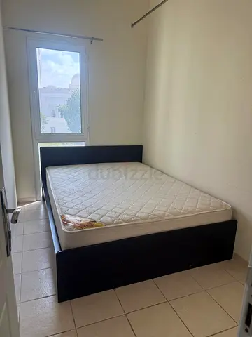 Spacious partition available in discovery gardens near by metro