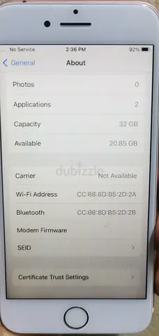 Apple iPhone 7  32GB (home button) - Working, Carrier Not Available