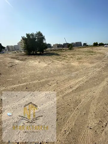 فرصة مميزة للاستثمار في **مشروع العذيب – الرويضات**، أرض تجاري سكني بتصريح بناء أرضي + 2، مناسبة لإنشاء مشروع ناجح أو وحدات سكنية بعائد استثماري قوي،