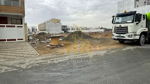 قطعة ارض مميز لبناء فيلا احلامك ارتداد امامى 8 متر تصريح بناء G+2 بسعر شامل رسوم التسجيل