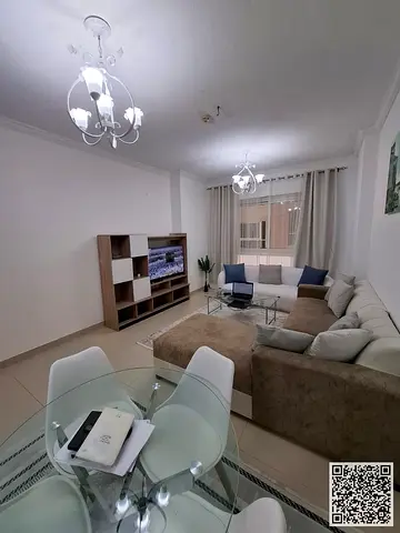 شقه فاخره غرفه وصاله مع بلكونه باطلاله مفتوحه.عجمان ابراج الياسمين.مفروش بالكامل للإيجار الشهري✨الإيجار يشمل الفواتير والإنترنت وموقف