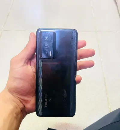 Poco F5 pro gaming phone