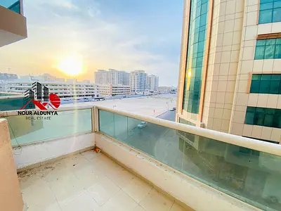 CLOSE TO DAFZAMETRO. 3BHK. BALCONY. ONLY FAMILY. FREE PARKING