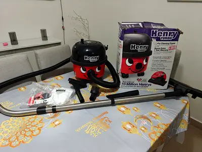 Henry Turbo Vacuum Cleaner + Bags – Strong Suction