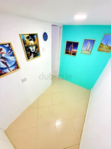 Single partition for rent in karama near burjuman mall  1250