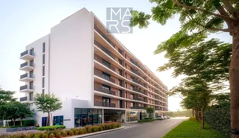 Luxurious || Hot Offer || Ready to Move