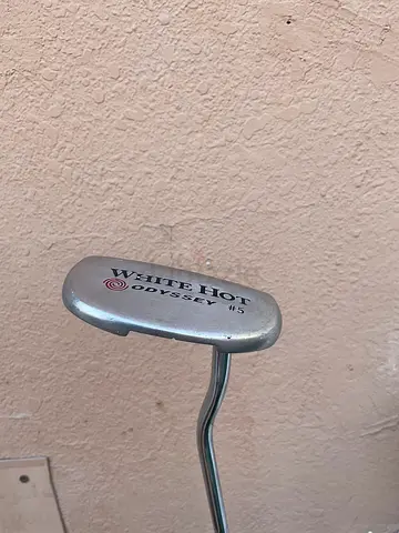 White hot odyssey putter