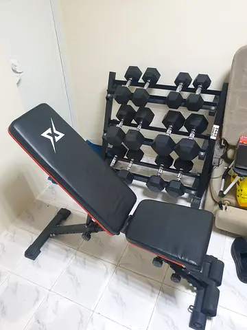 Dumbbles set, stand and bench all in new conditions