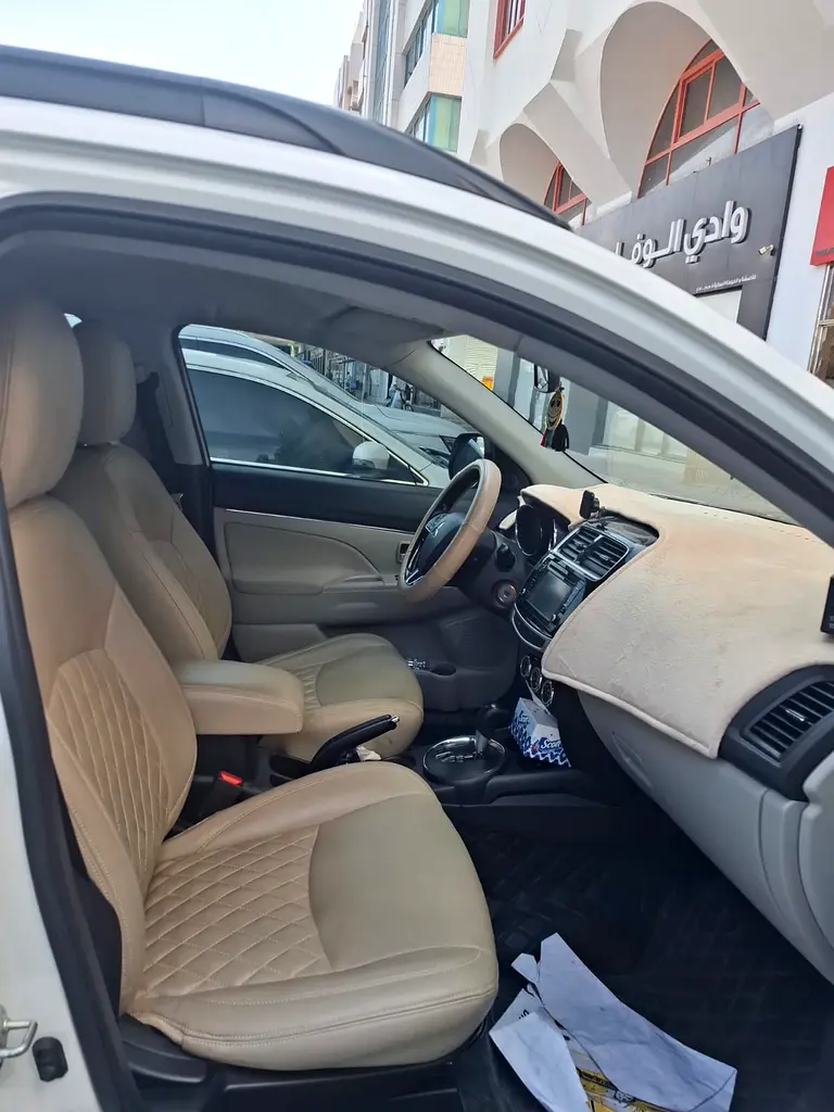 Mitsubishi ASX 2017 — photo 1 of 8
