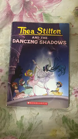 Thea Stilton - and the dancing shadows