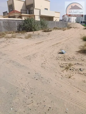 Land for sale in Al-Houshi in a prime location at an excellent price, urgent sale