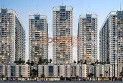 Spacious Family Living by the Water