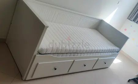 Ikea Day bed with two mettreses available in perfect condition
