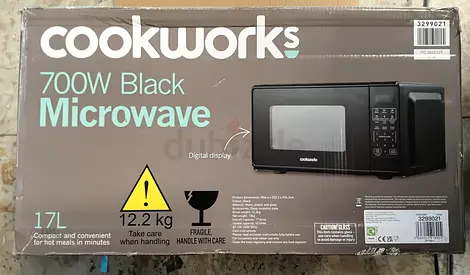 Cookworks 700W Black Microwave - Compact  Convenient