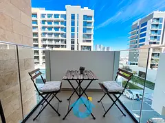 JULY LAST CHANCE - SUMMER ONLY OFFER: Stylish Studio Apartment | Community Views &amp; Amenities