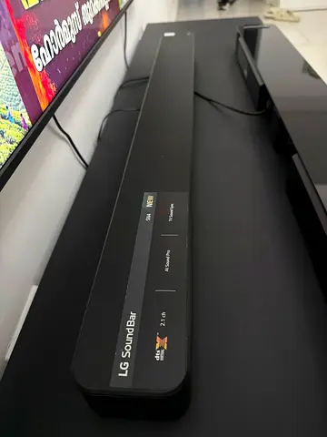 LG SN4 Soundbar 2.1ch - Good condition