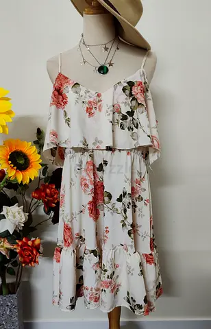 Gorgeous White Floral Sundress for Medium Size above