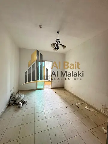 **شقة غرفتين وصالة مع غرفة خادمة للإيجار في التعاون | تكييف مركزي | مناسبة للعائلات**