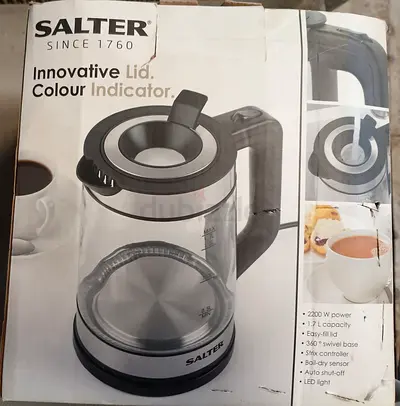 Salter Electric Kettle with Innovative Lid and Colour Indicator