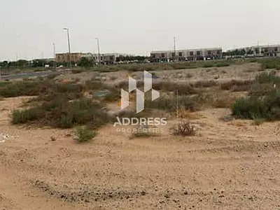 أرض سكنية مميزة في المطرق – ضاحية الرويضات | موقع استراتيجي على طريق خورفكان