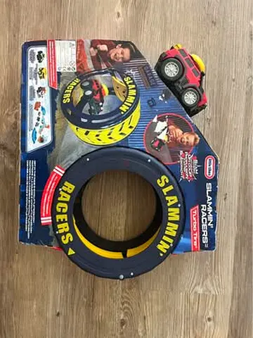 BARGAIN BRAND NEW LITTLE TIKES SLAMMING RACERS TURBO TIRE PLAYSET