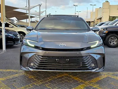 2025 Toyota Camry GLE - GCC Specs - Brand New!