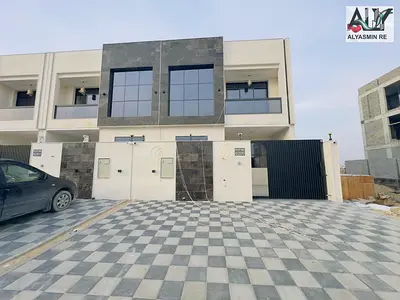 للبيع فيلا شامله رسوم تسجيل بالاضافه الي الفرش بالكامل قريبه من جميع الخدمات تملك حر للجميع
