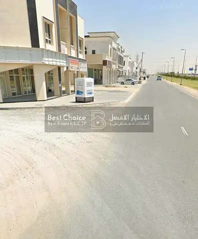 للبيع ارض تجاريه بالشارقه منطقه اليرموك حي القاسميه