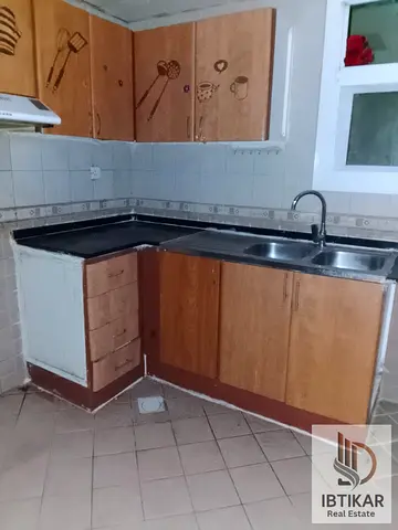 Spacious 1bhk With 2 Bathrooms Balcony Free Parking Close To Beach In Just 34k
