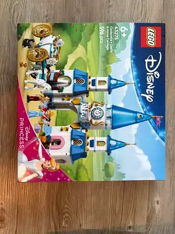 FLASH SALE BRAND NEW LEGO 43275 DISNEY CINDERELLA CASTLE AND HORSE CARRIAGE