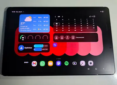 Samsung Galaxy Tab S10fe - Pre Owned, Gray with Box, Samsung Keyboard Case + Normal Flip Case