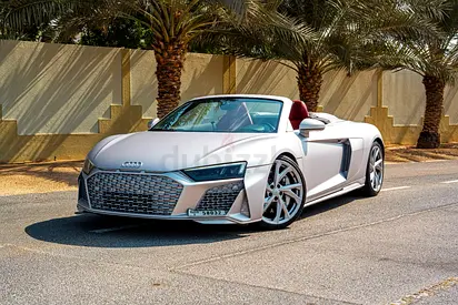 Audi R8 Spyder V10 RWD GCC + Warranty