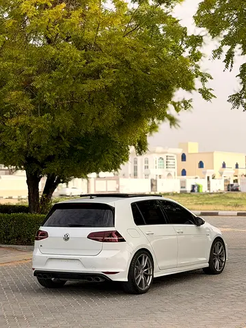 2015 Volkswagen GOLF R — фото 10