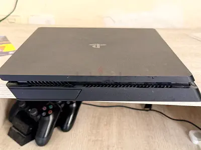 Sony PlayStation 4 Console in Good Condition