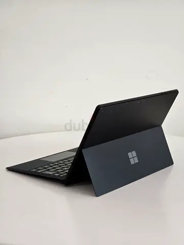 Microsoft Surface Pro 7Plus - Core i7 - 16GB RAM - 256GB SSD - 11th Gen.