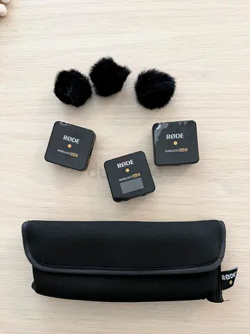 Rode wireless GO II microphone - almost brand new