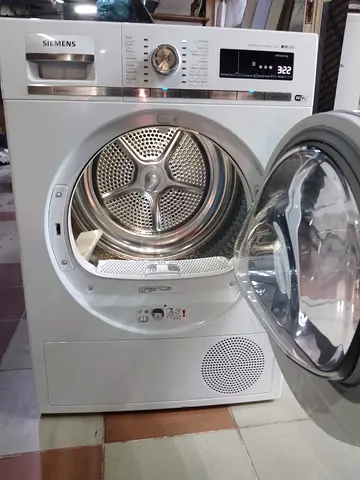 Same As New Siemens Front Load IQ700 Latest Model 9kg, Wifi Connect, Self Cleaning Condenser Dryer