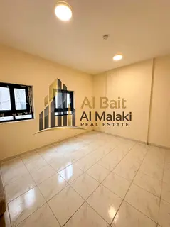 One bedroom and living room in Al Majarrah for annual rent