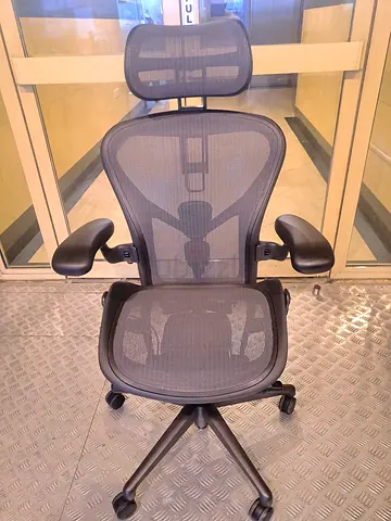 Selling For Herman Miller Remastered Aeron Chair Type B With Headrest Fully Loaded