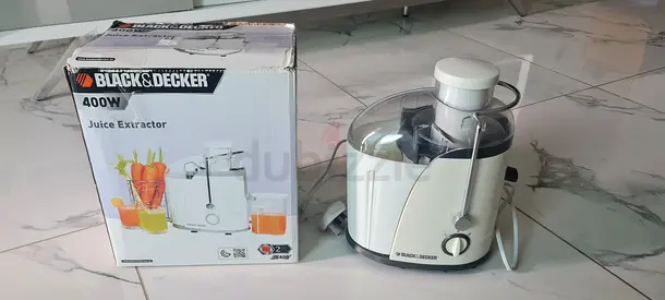 Black  Decker 400W Juice Extractor for Fresh Juices