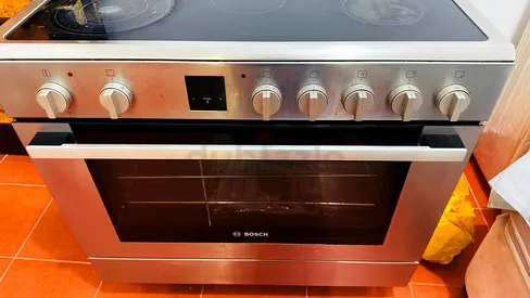 Bosch electric cooker/stove with ceramic hob 60cm for sale