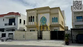 A golden opportunity: a modern villa at an attractive price, featuring a rooftop terrace, high-end f