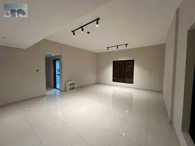 3 غرف وصالة + غرفة خادمة مع شهر مجاني في  شارع الشيخ خليفة عجمان | تشطيب فاخر | باركن وجيم | موقع مميز قريب من السفير مول | جاهزة للسكن