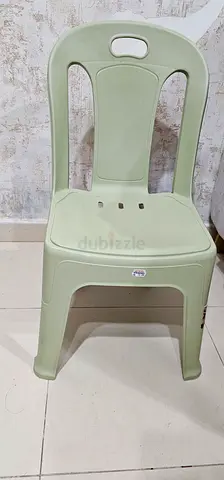 Simple Plastic Chair