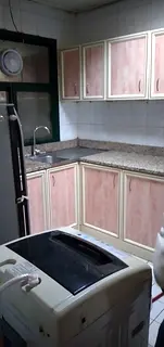 Executive Bed Space Available near Mashreq Bank Al Qasmiya Sharjah